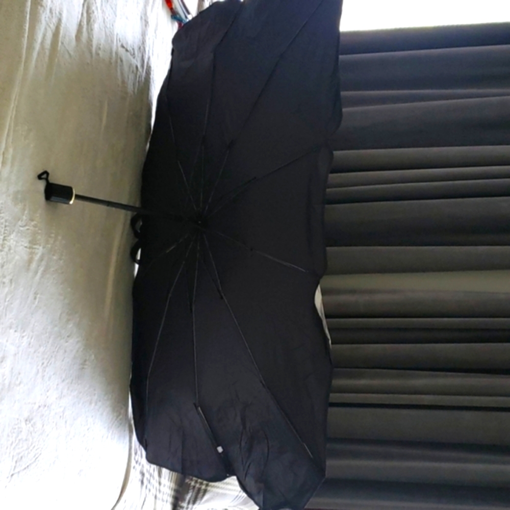 Reversible Umbrella 🌂 - Picture 3 of 9
